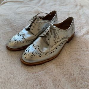 Silver banana republic Oxford shoes